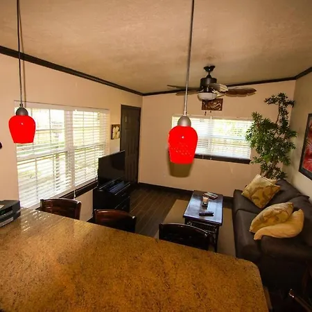 Tahitian Cottage - Heated Pool Walk To The Beach Cocoa Beach Exterior photo